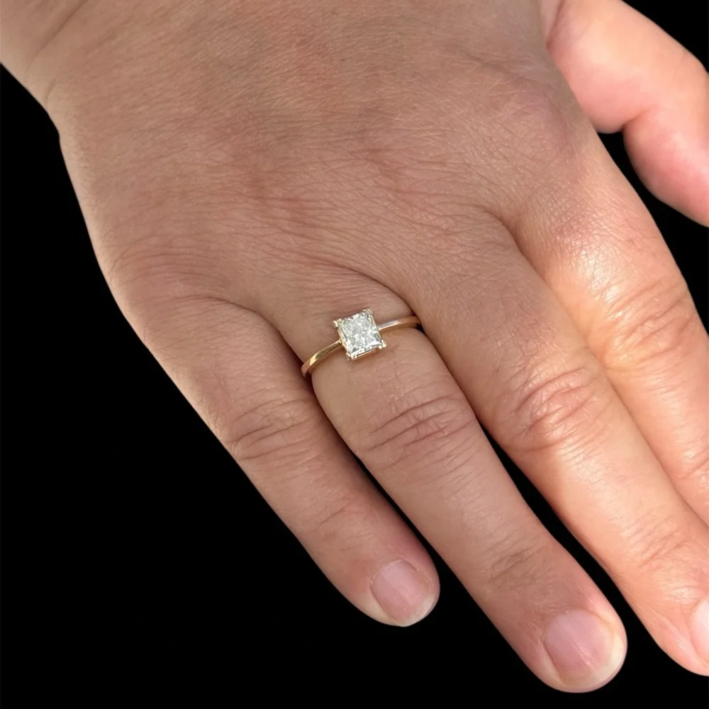 NEW 18K Yellow Gold Princess-Cut Diamond Solitaire Ring – Size 7